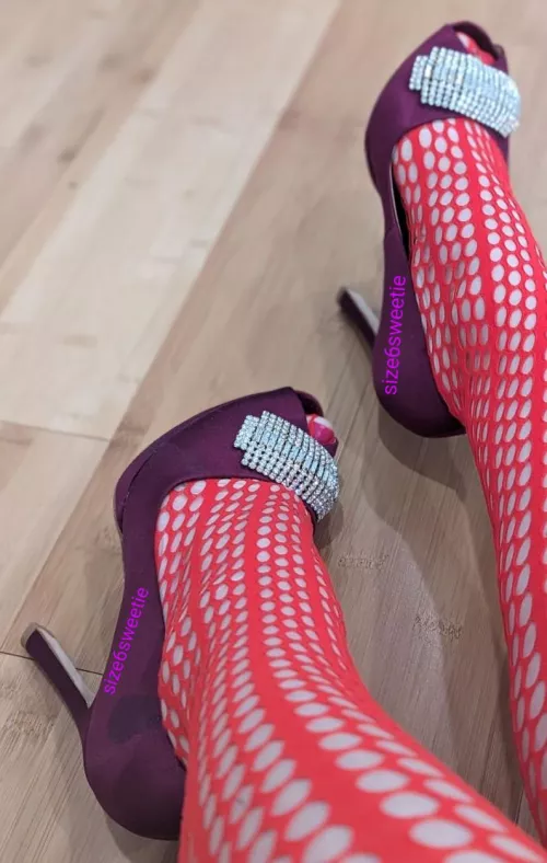 happy Valentine's Day loves [oc] (sneak peak from my fun private Valentine's Day shoot 😘)