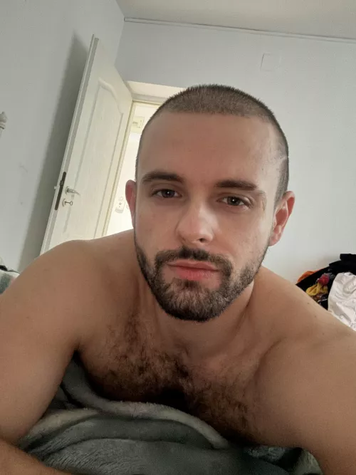 Happy Valentine’s Day to the single gay bros only (jk)