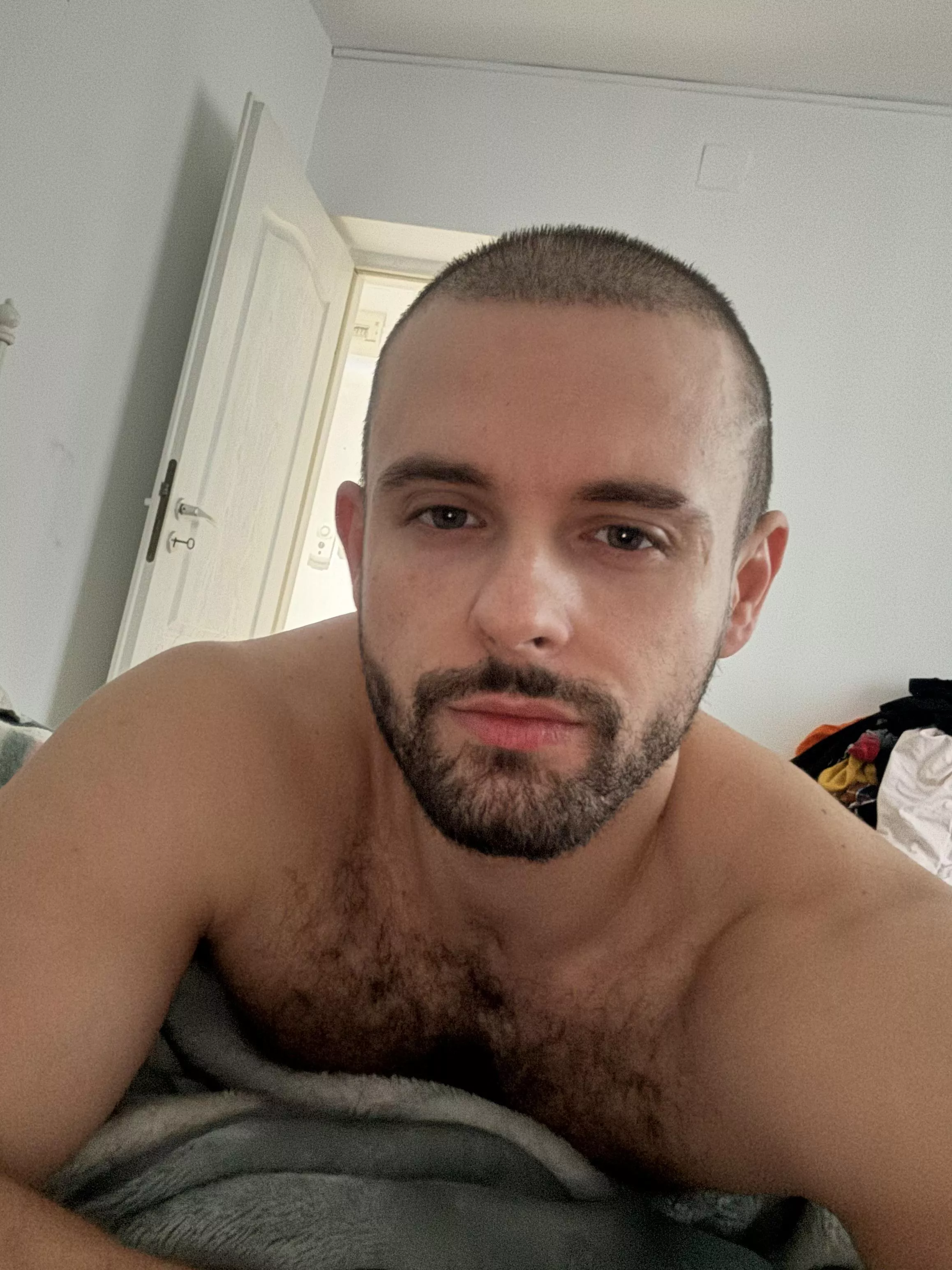 Happy Valentine’s Day to the single gay bros only (jk)