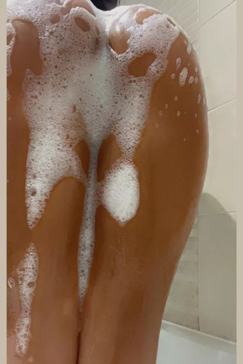 i doubt you'd last 30 secs in the shower with me ;)