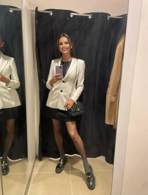 I like to wear pantyhose with loafers