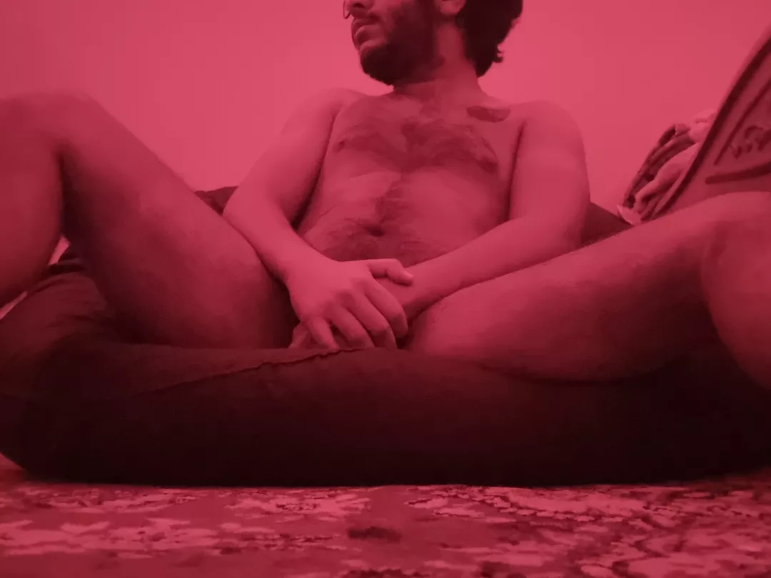 I was sick of the normal pics i was sending to my fwb back then so i decided to put more effort and this is one of my fav pics