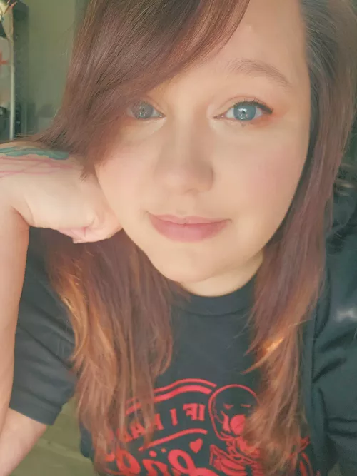 If I had feelings, they'd be for you🖤