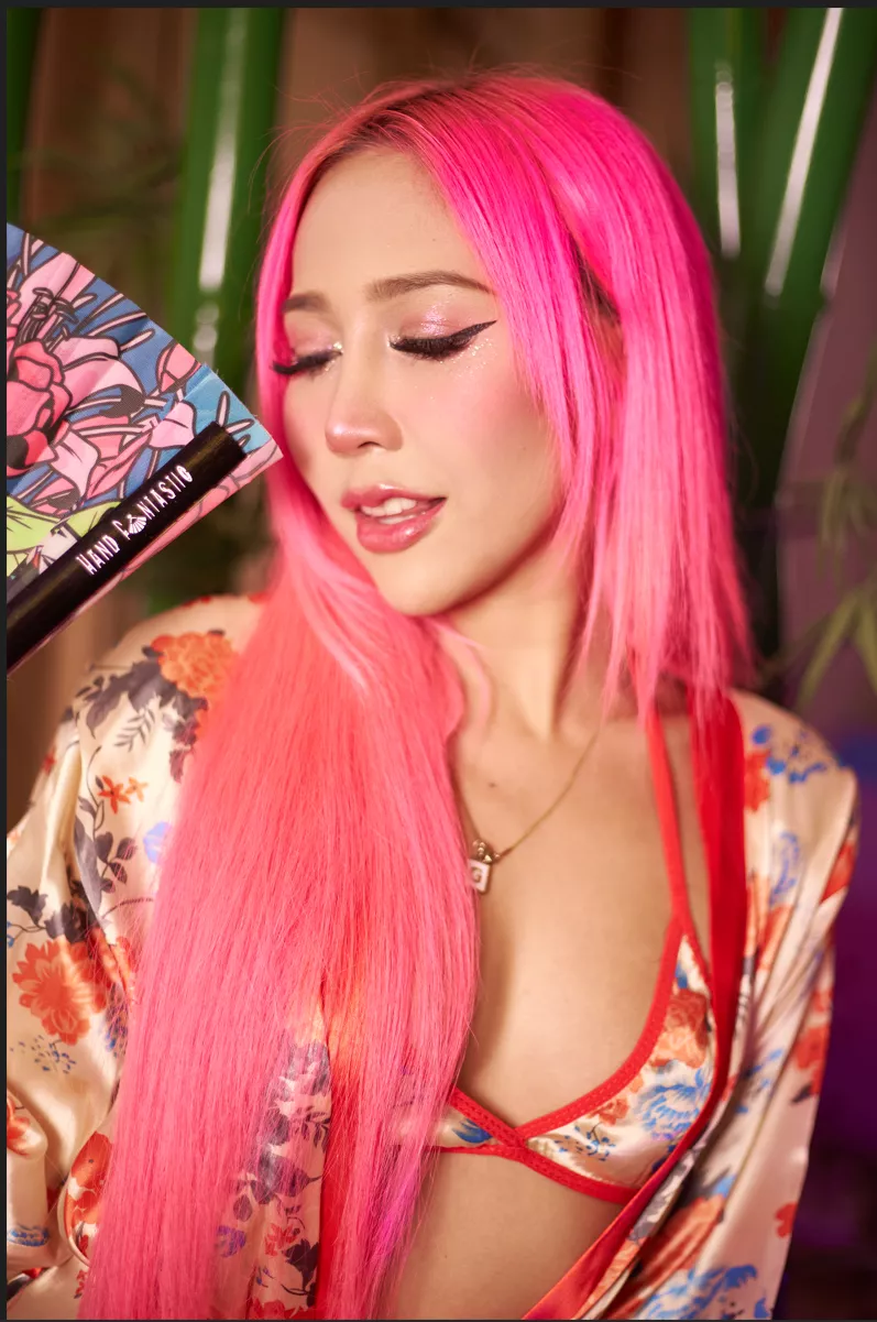 I'm in love with my pink hair