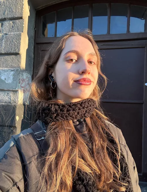 I'm walking and I think that I wouldn't mind if you tore my bra