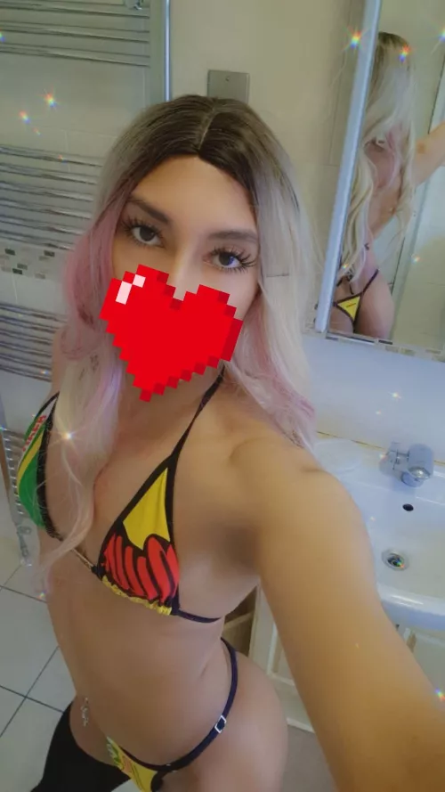 It's always bikini season 👙🏖️🍑