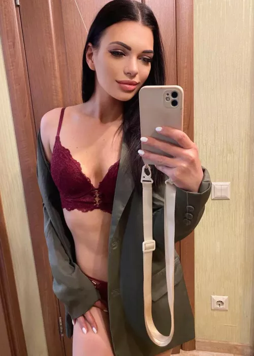 just because im small doesn’t mean i don’t like it deep…