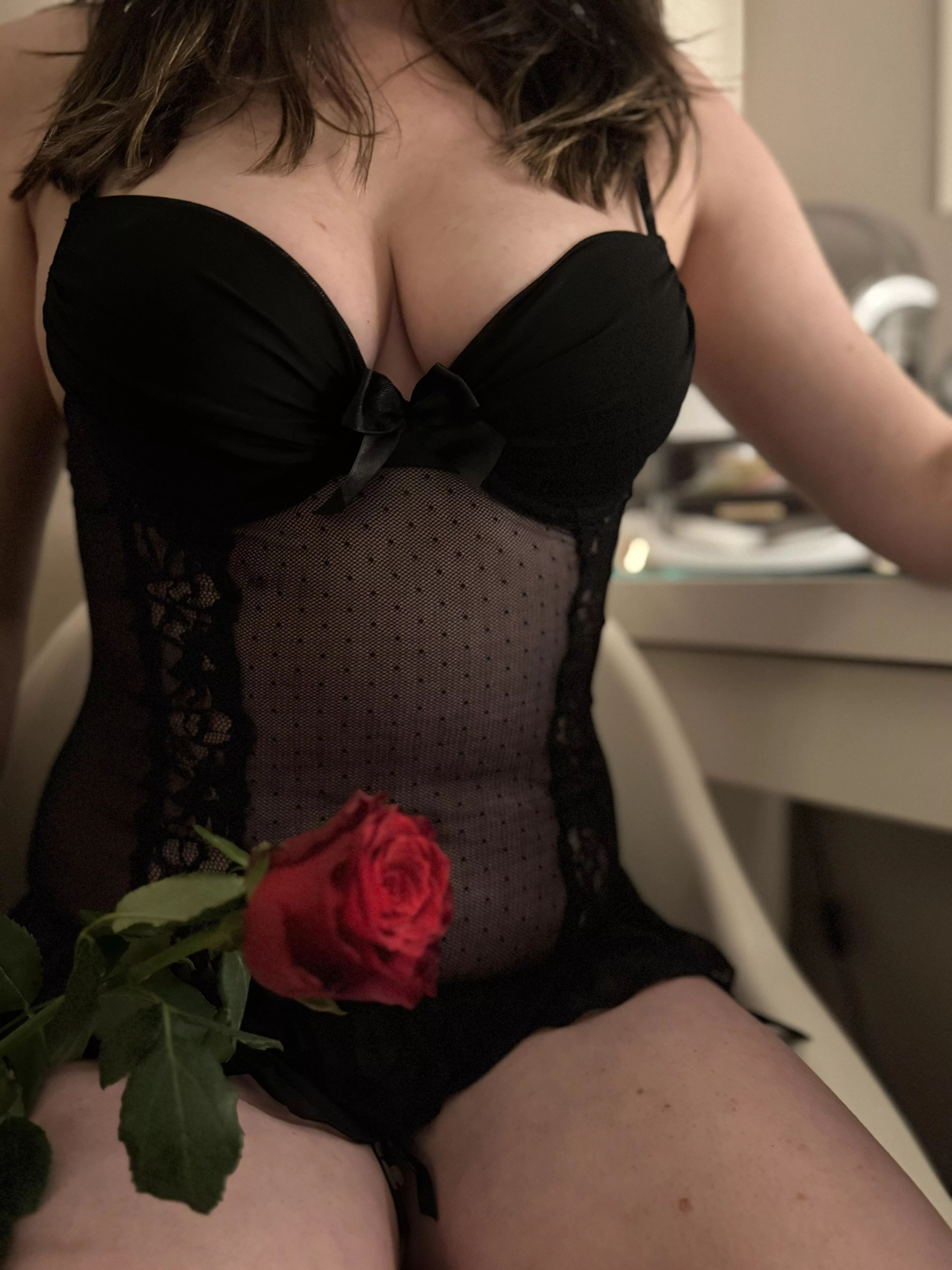 Kiss me all over on Valentine’s Day