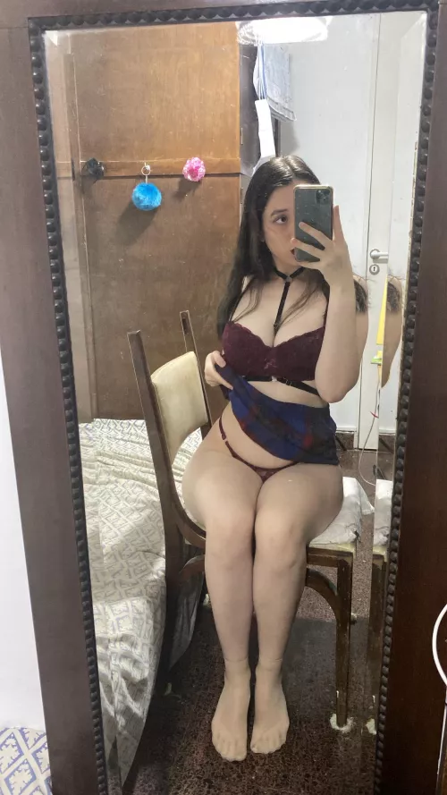 My butt is hungry, and not just for this skirt