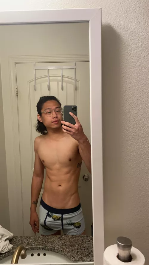 Pineapples anyone?:)