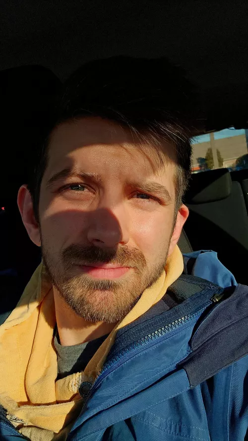 Still no valentine yet 💔 will you be mine?