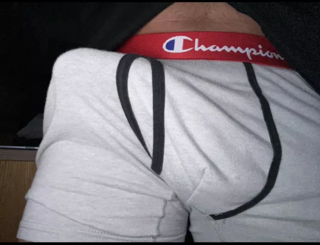 Super horny ;) need head honestly