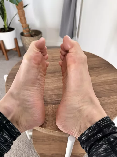 Teasing a good scrunch… 🤭 😈