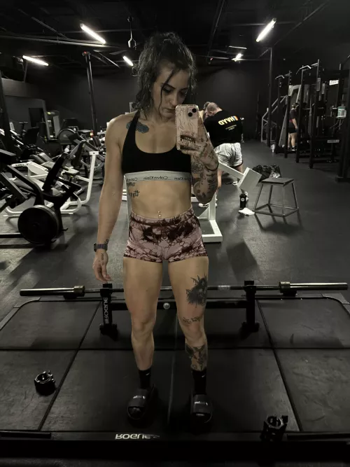 the all black legs room at my gym is >>>>