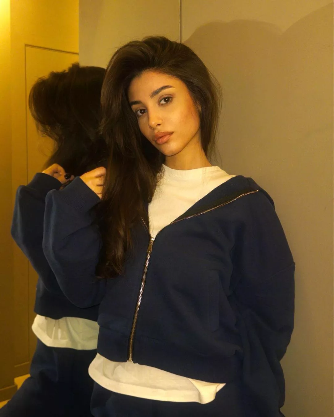 Victoria Sarkisian ...