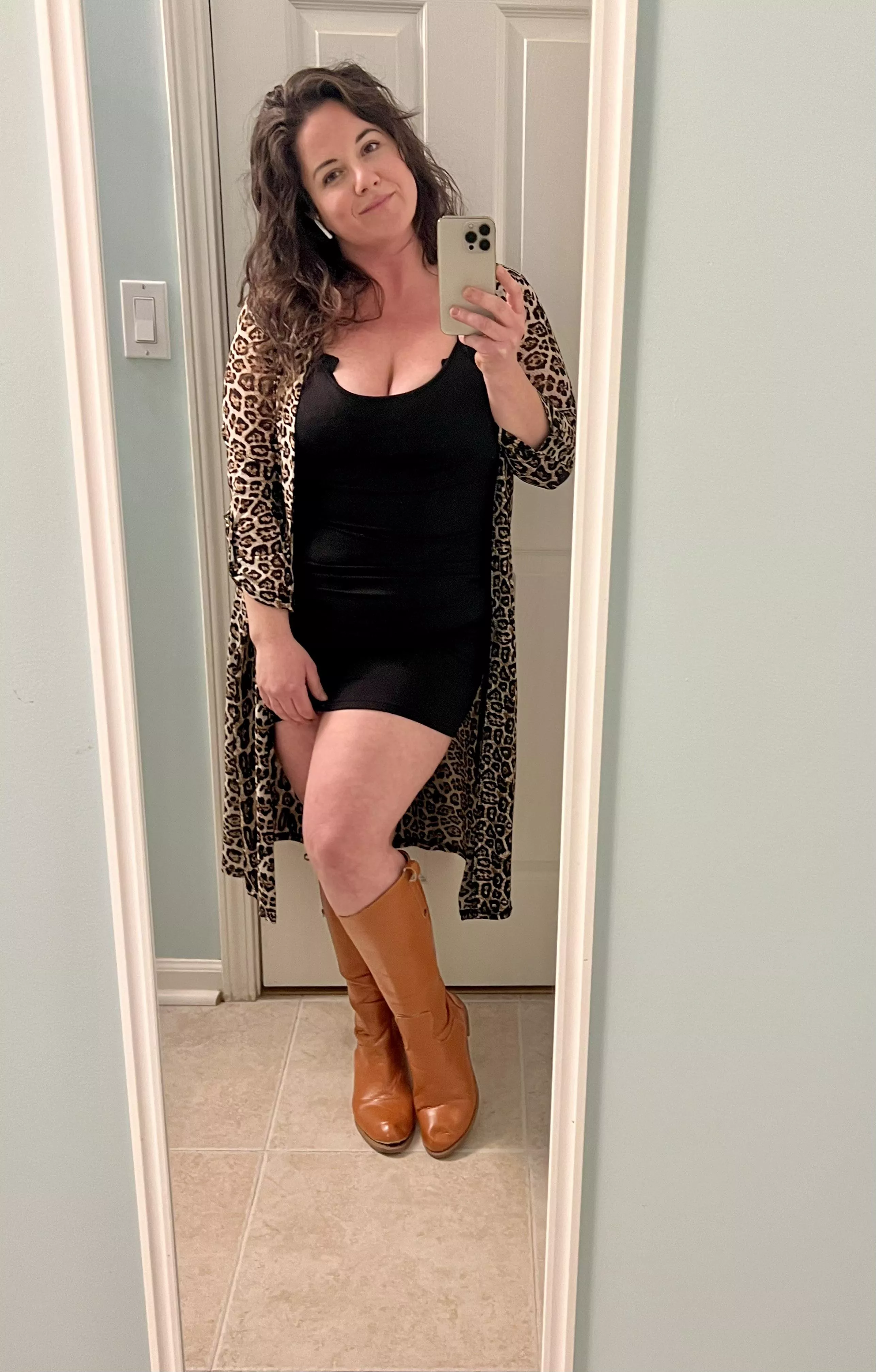 What do you think of our date night outfit?