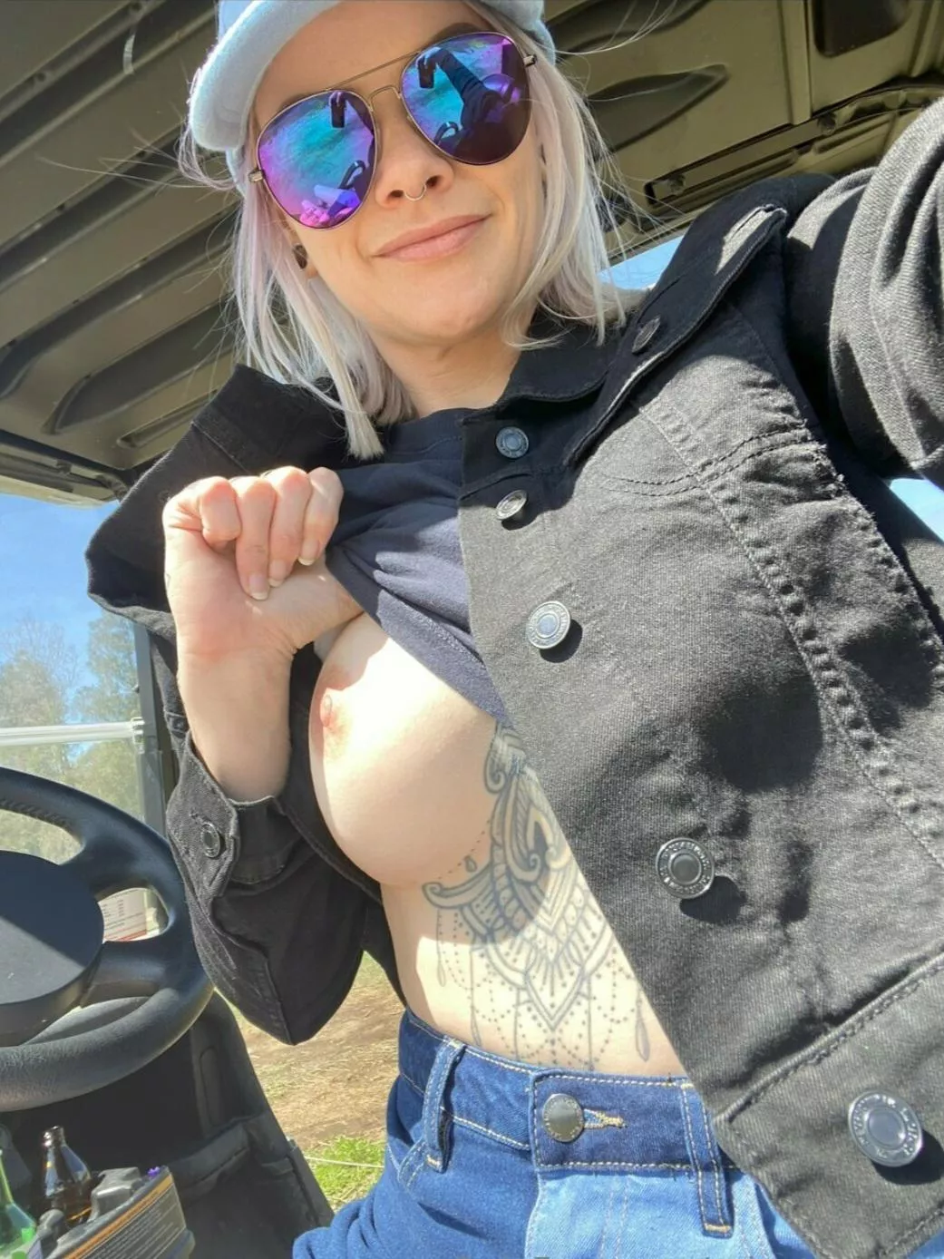 Who else despises valentines day?