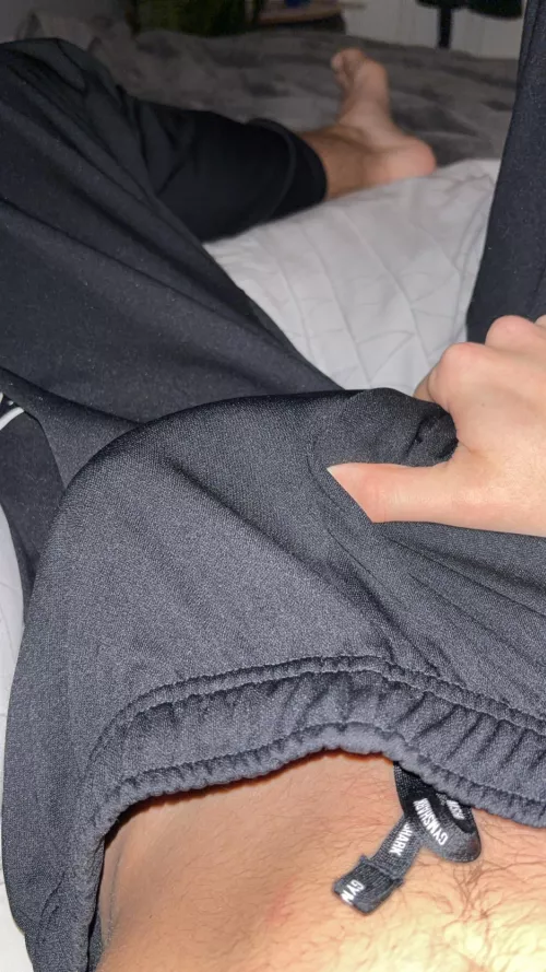 19. 7”. Fit hung boys hmu. looking for jerk bros