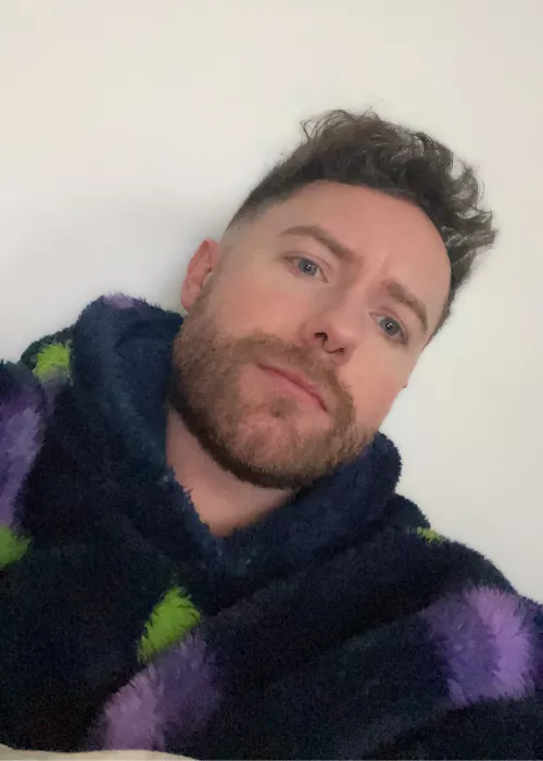 Any Pokémon gays wanna do some group quests in SV to unlock some legendaries?