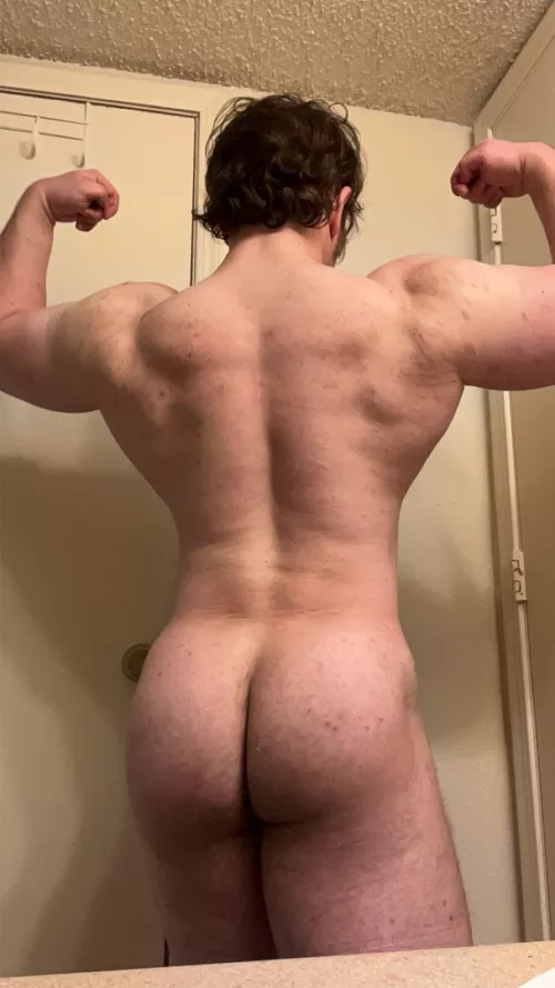 Anyone wanna use my booty for Valentines Day