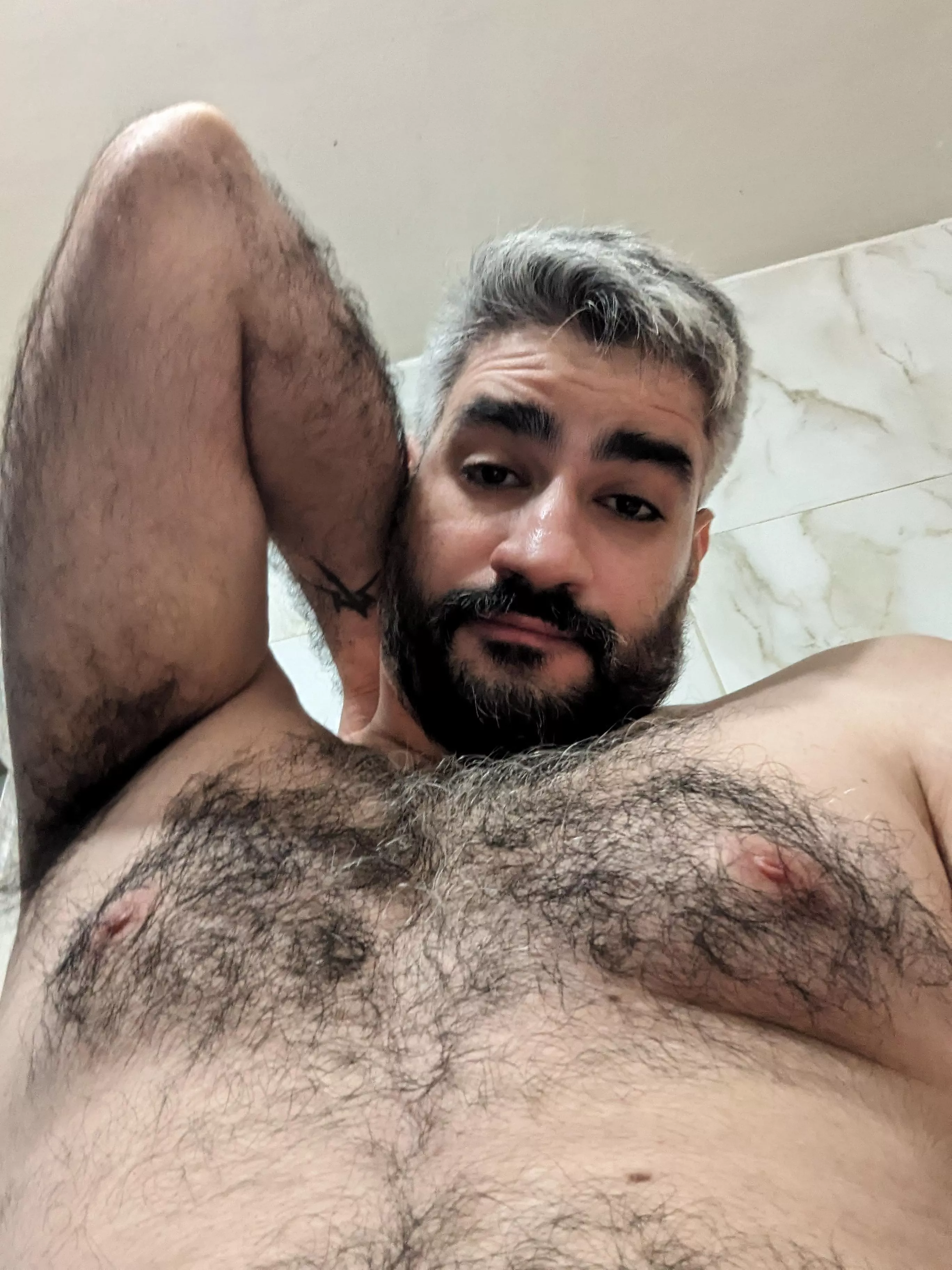 Be a good boy and give daddy a kiss... in the pits.