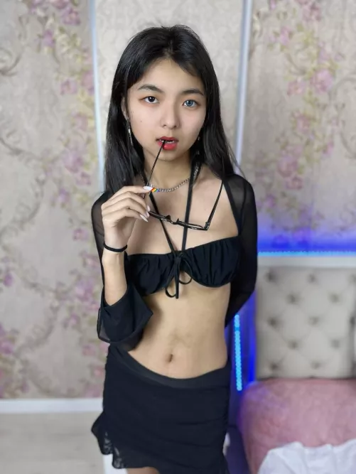 Do you think I look good in black?