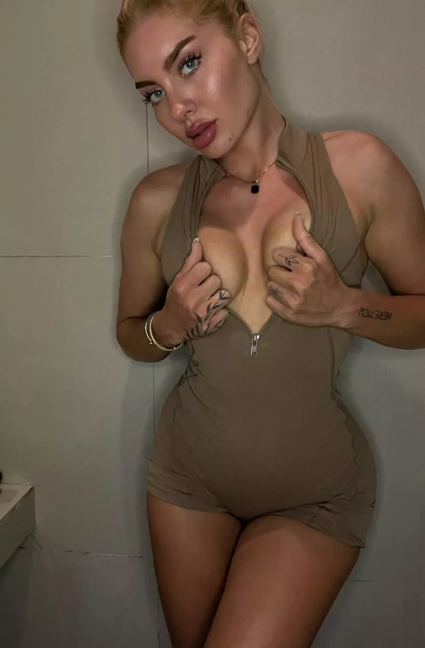 don't dare me to take off my hands