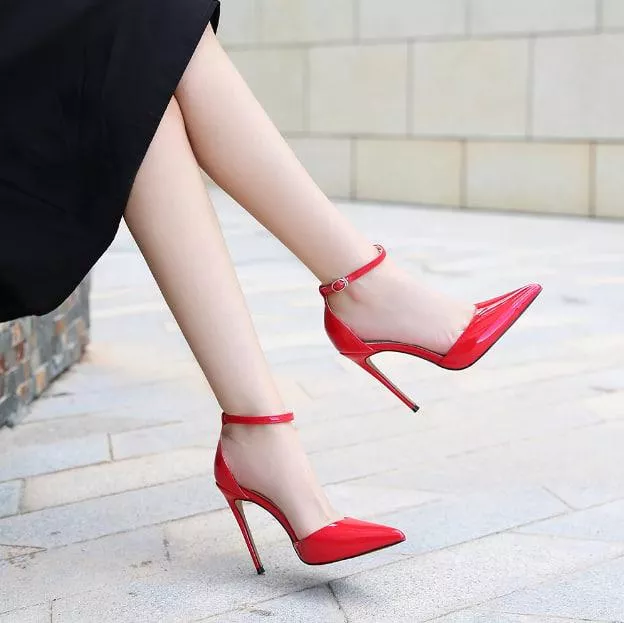 Elegant look, emphasized by elegant heels