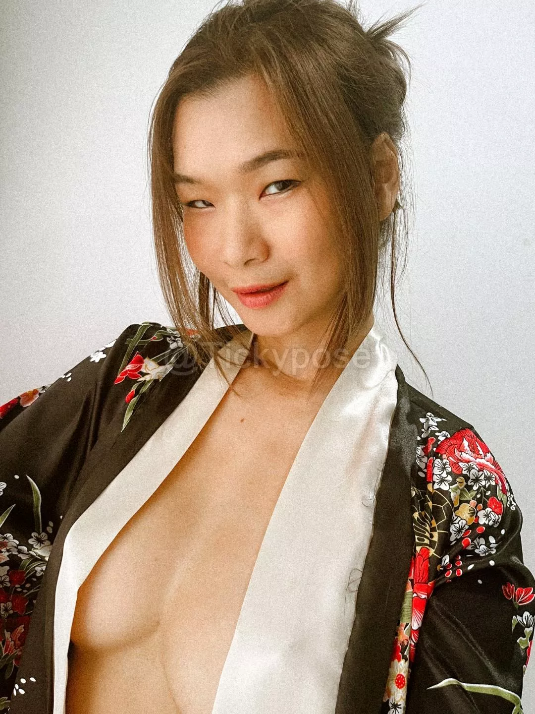 [F] Have the best of Lunar New Years parties soon.