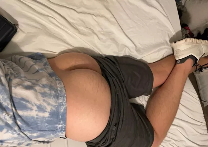 Feeling cheeky… 🍑