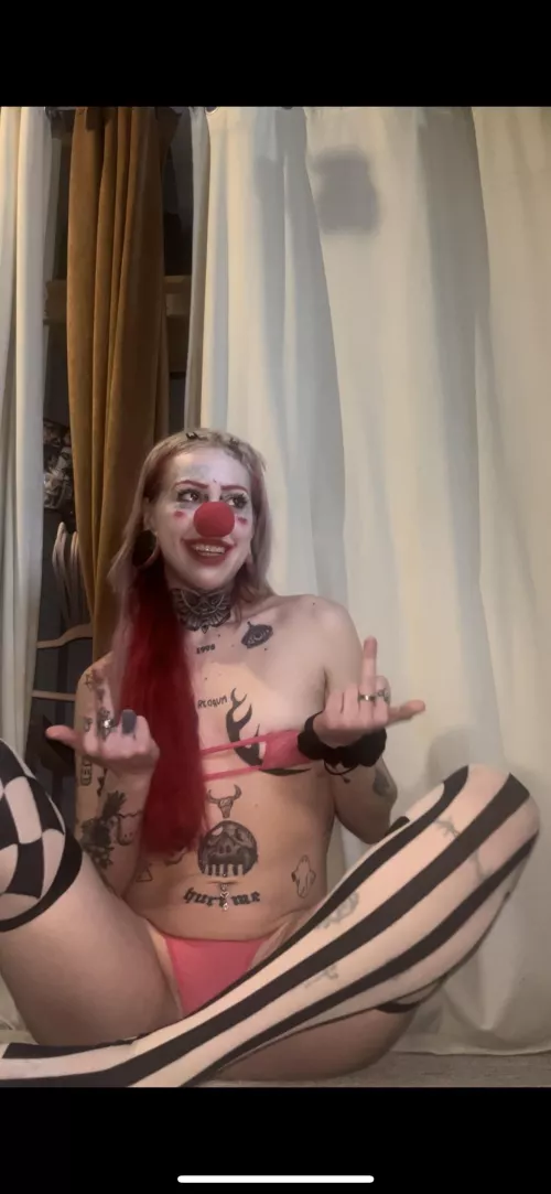 Fuck love. Happy Valentine’s Day ✨🤣