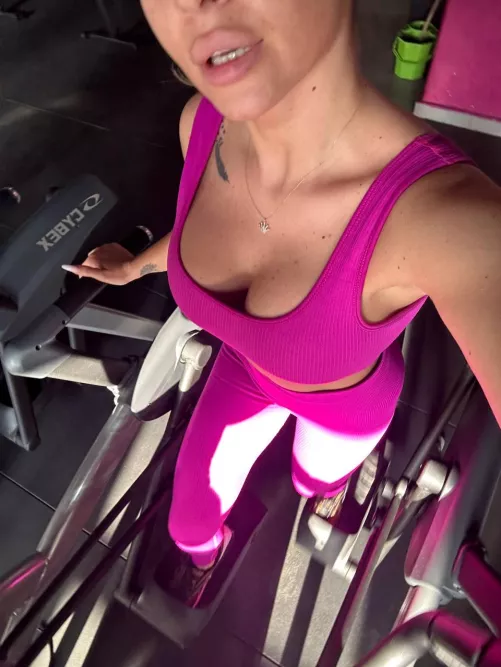 Good morning, have a wonderful day (f)