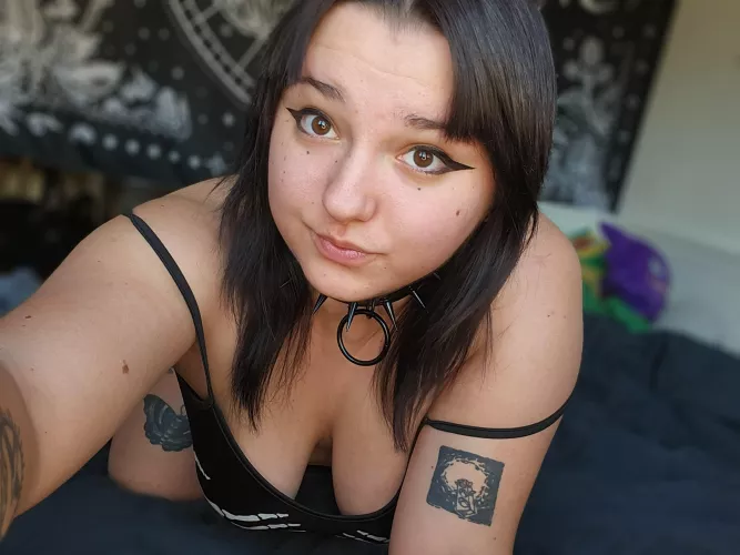 goth girls have a very special taste <3