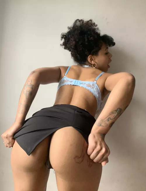 Grew an ass, can't wear a skirt