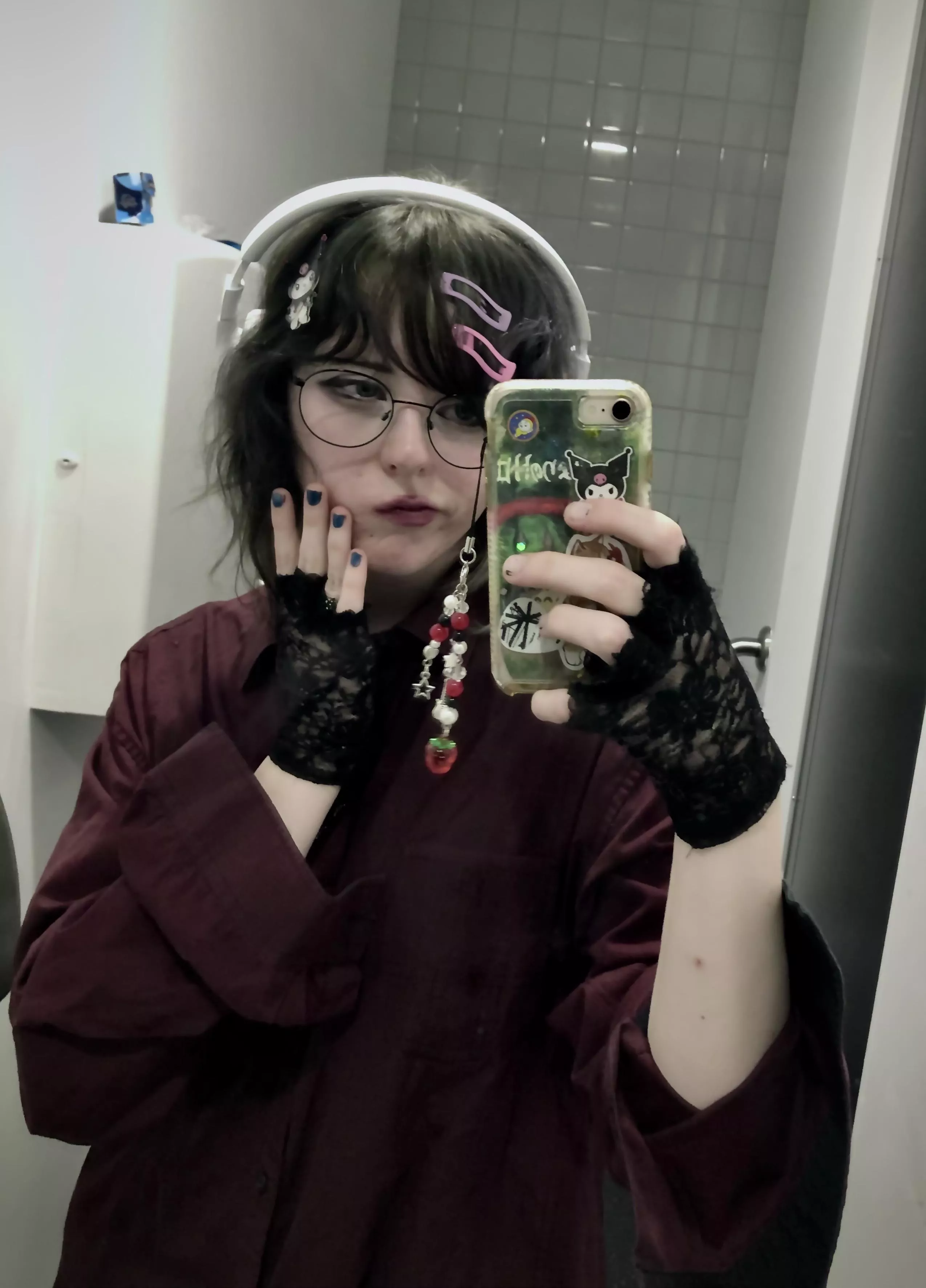 How are the hair clips? :3