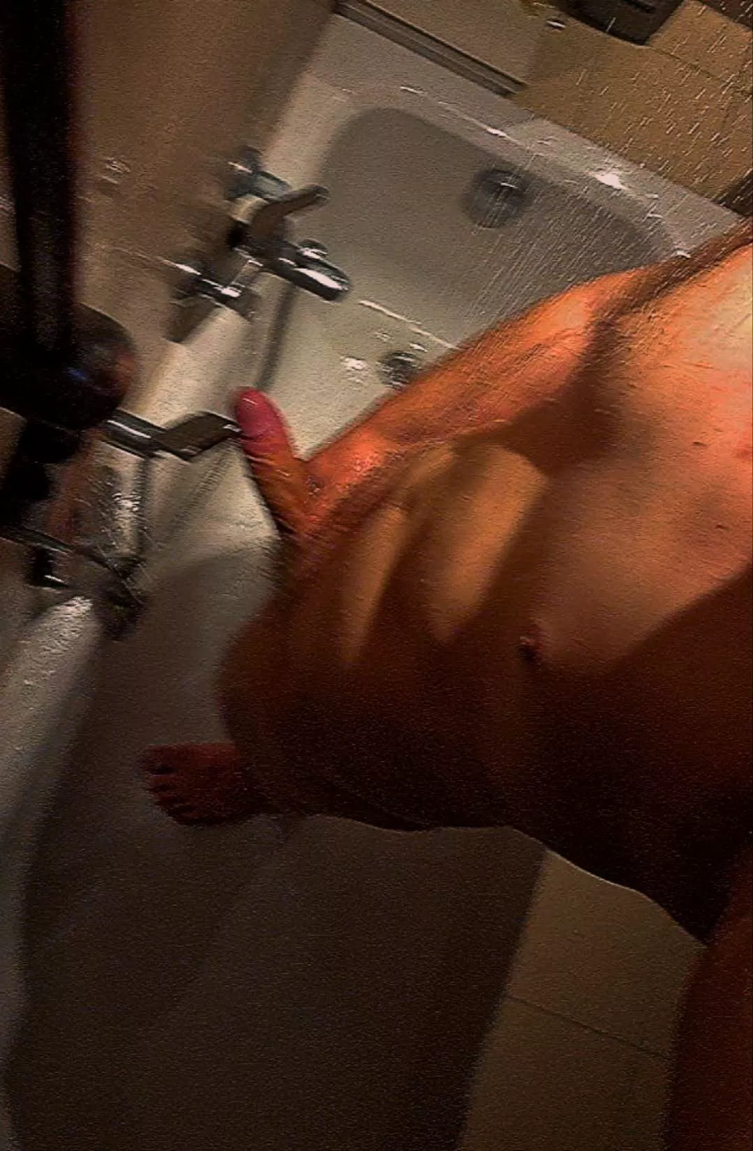 I don't wanna be alone in the shower 🥴 | 19