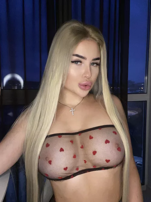 I have goddy boobs! Come and whatch it!