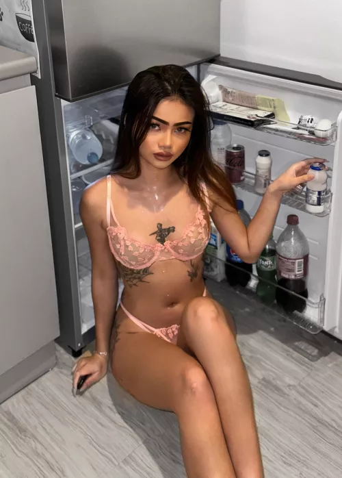 I'm that horny friend you call when your girlfriend's gone