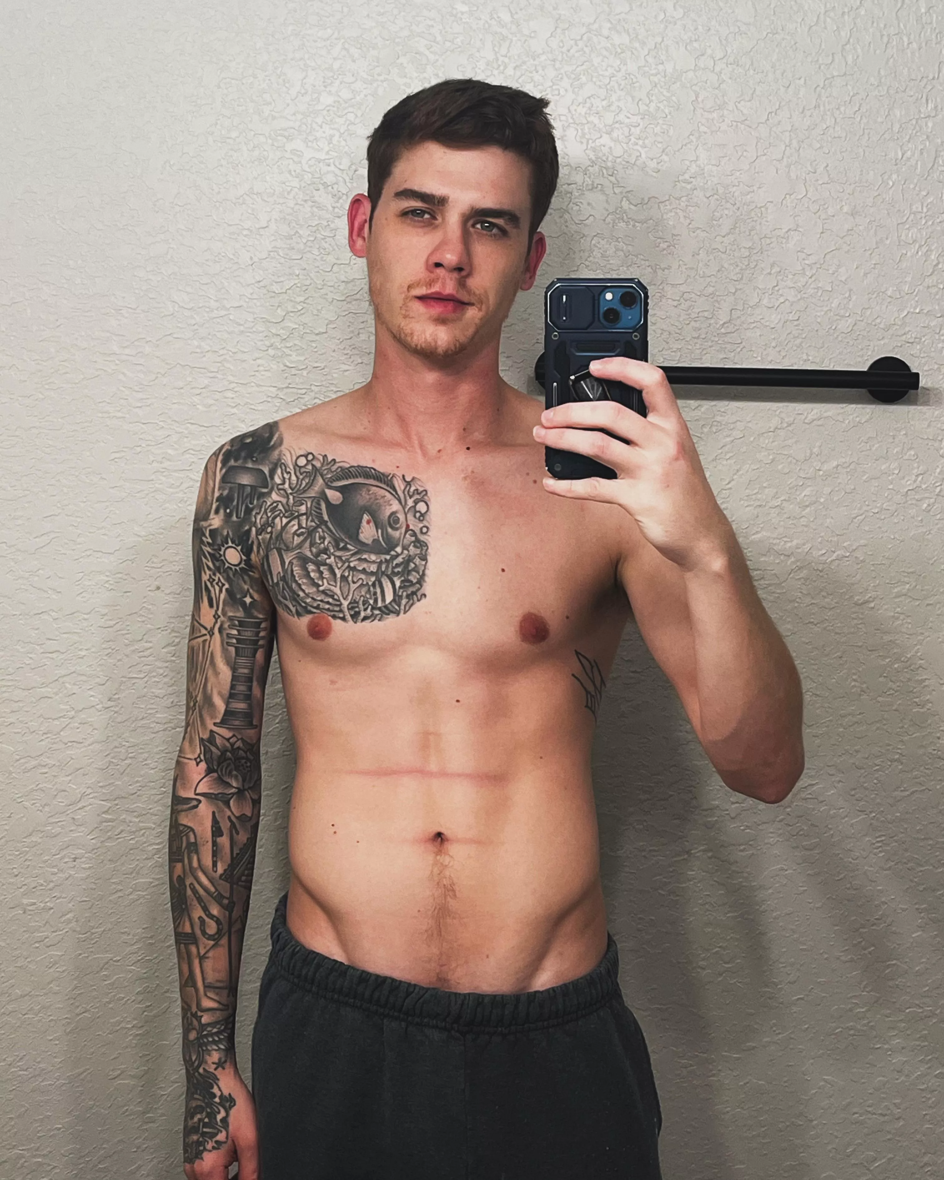 Is this the hot tattooed guy section 🥤