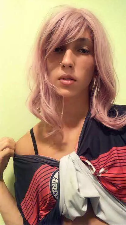 just need my wig and a large shirt ☺️