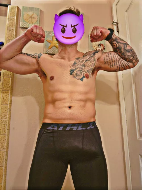 Looking for a workout partner (M)4F