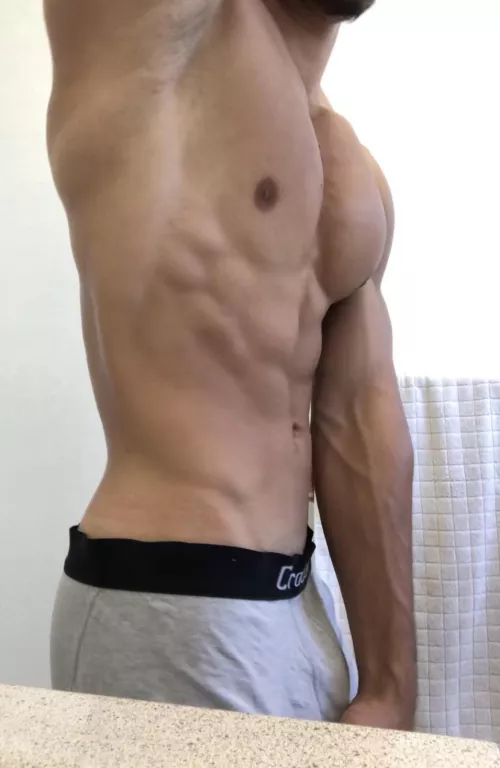 Love getting hard while wearing my boxers in public ☺️