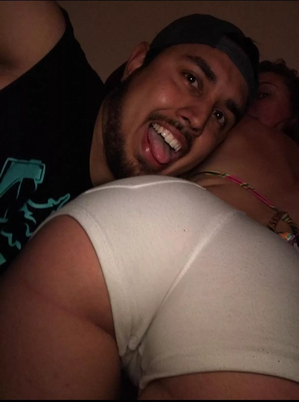 My ass is good at making friends at the festies …