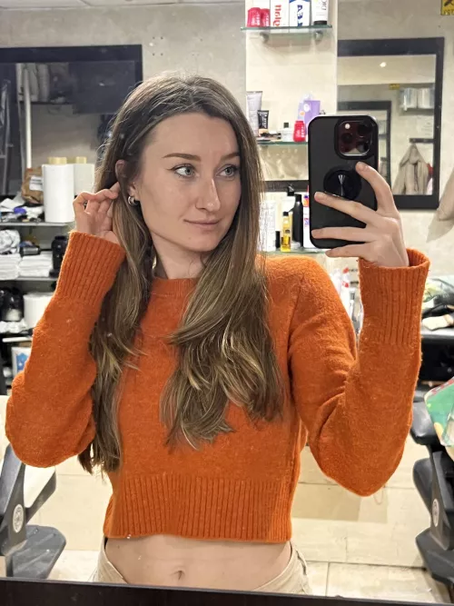 No matter where I go, I always look good in my crop top.