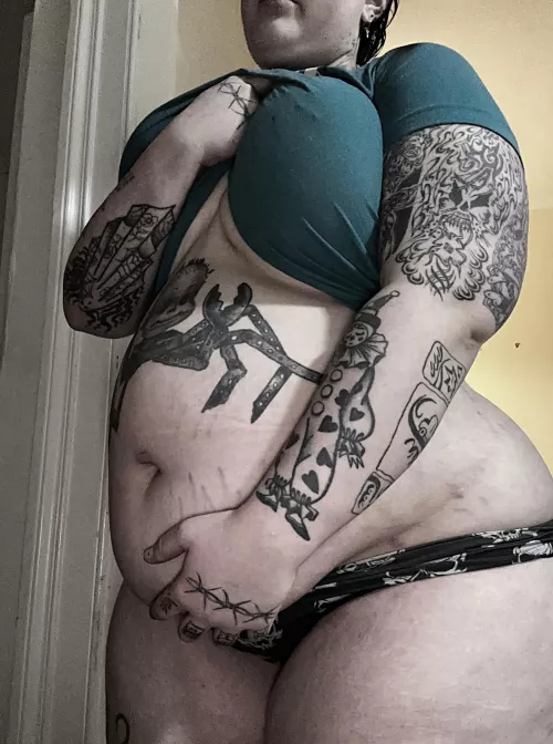 shirt turned crop top