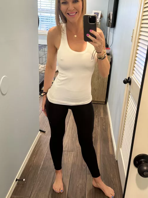 White really shows the tits