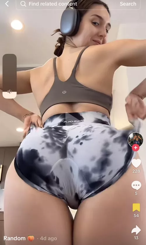 Who is this girl on tiktok