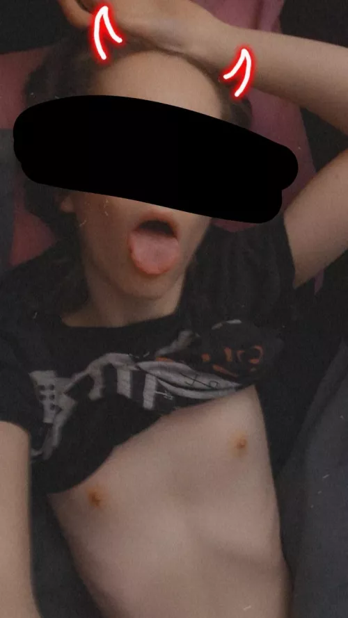 [22NB] i am begging to be kissed