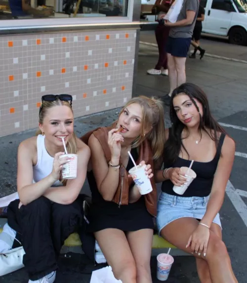 [3] cuties waiting for you