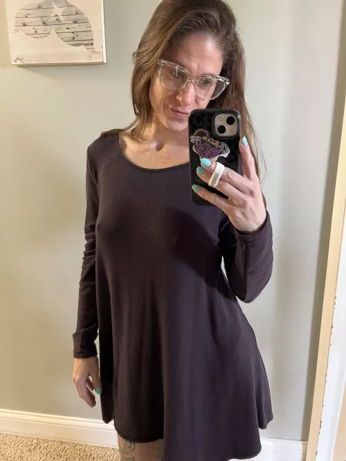 40f, didn’t notice till I took the selfie so I shared it here.